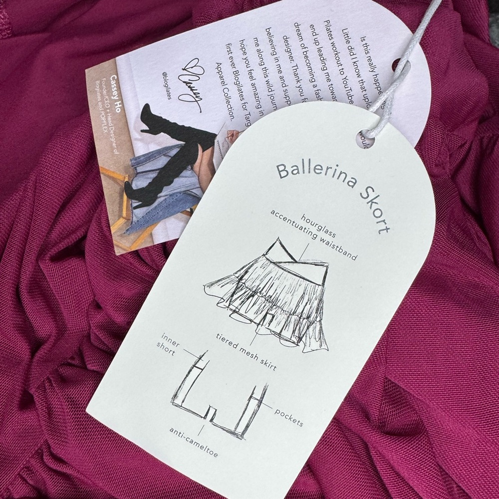 Blogilates Women’s Ballerina Skort - Burgundy Size Medium NWT - Picture 7 of 9
